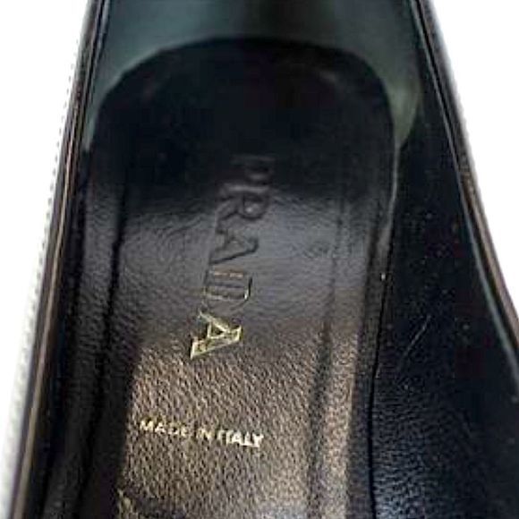 VNTG Prada Vernice Black Patent Leather Kitten Heels  IOB — SZ US 6 / EU 36 - Picture 3 of 13